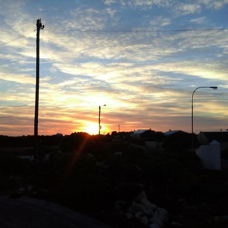 Oceanview Guesthouse Struisbaai Exterior foto