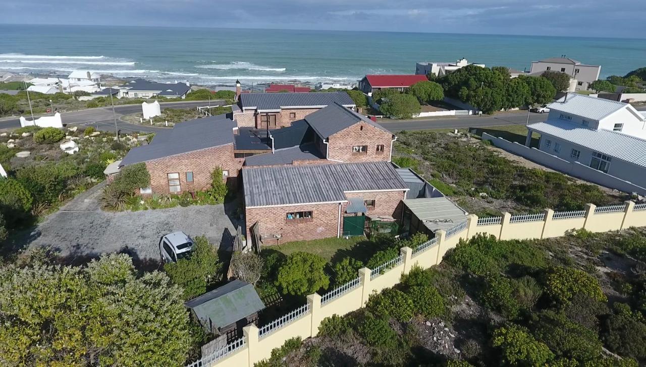 Oceanview Guesthouse Struisbaai Exterior foto